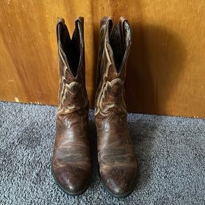 Ariat cowboy boots